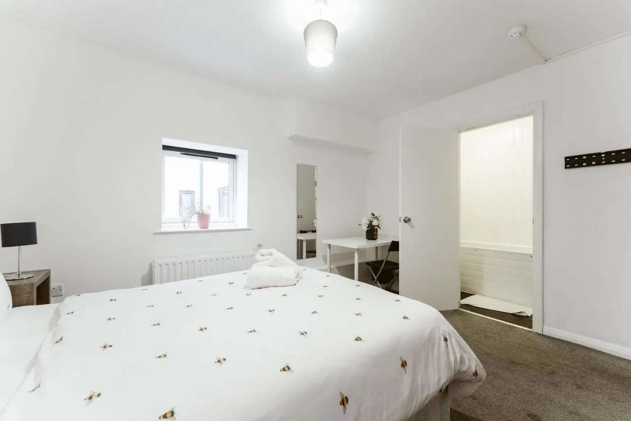 Guest house Whitechapel En-Suite Beds To Stay London